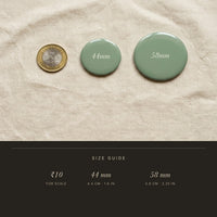 Mawlaii Rochcha Custom Print Badge size guide — 44mm and 58mm shown against an Indian ₹10 coin for scale, with dimension callouts in centimetres and inches.
